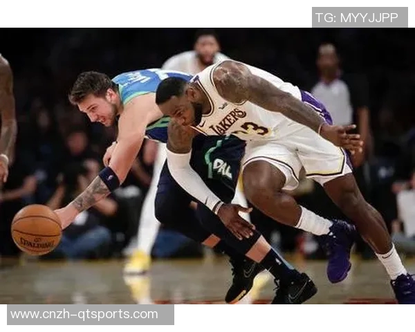 热火与湖人精彩对决全场录像回顾及赛后分析分享